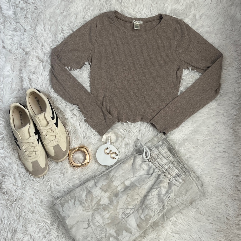 Bozzolo Long Sleeve Ribbed Tee in Taupe